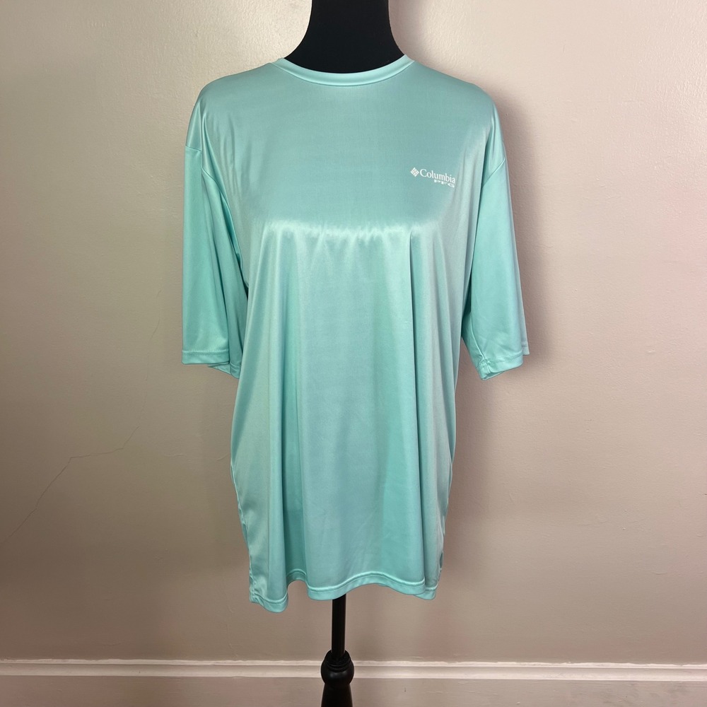 Columbia PFG Fishing Shirt Large Light Blue Performance Tee Moisture Wicking